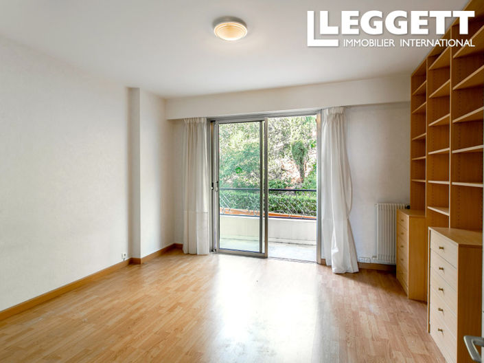 Image No.9-3 Bed Apartment for sale