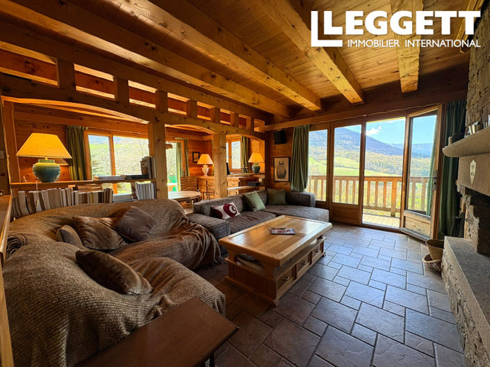 Image No.3-4 Bed House for sale