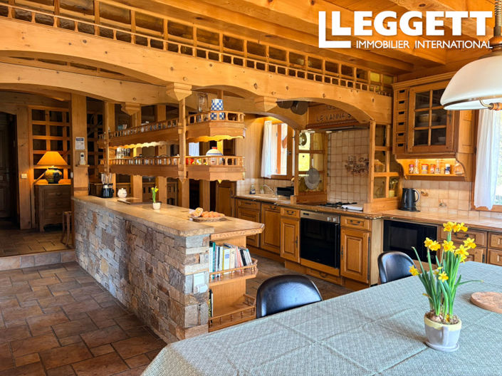 Image No.7-4 Bed House for sale