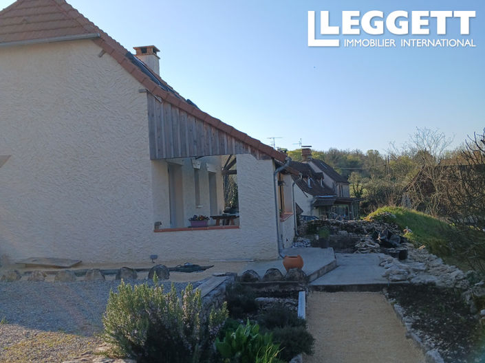 Image No.10-2 Bed House for sale