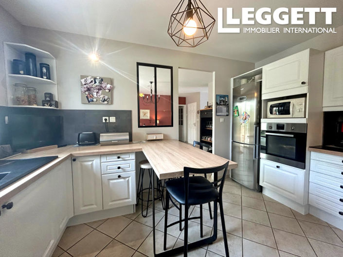 Image No.4-4 Bed House for sale