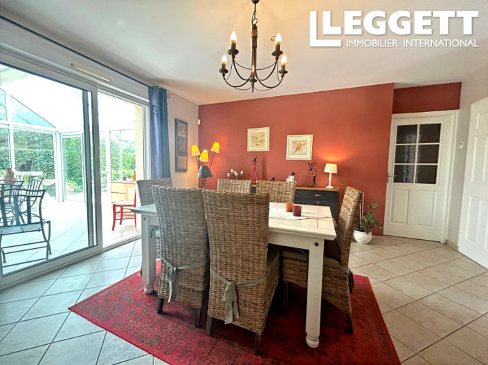 Image No.5-4 Bed House for sale