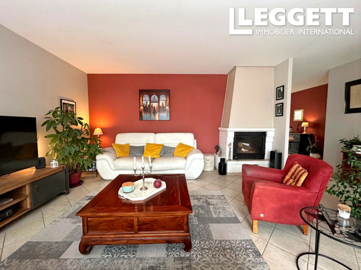 Image No.5-4 Bed House for sale