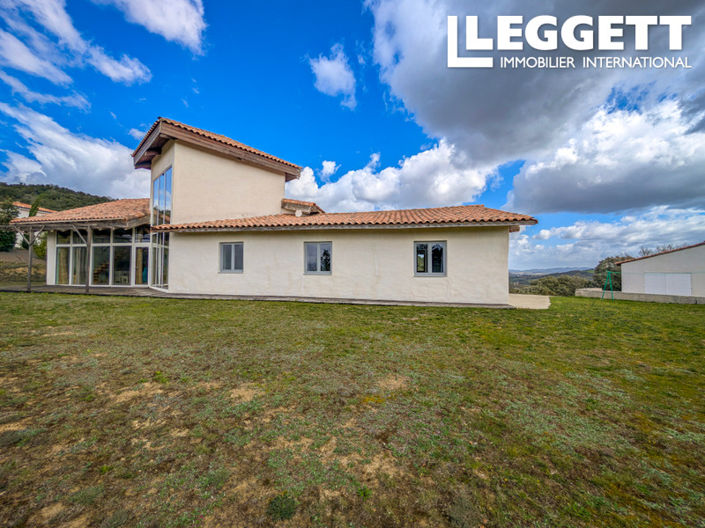 Image No.10-5 Bed House for sale