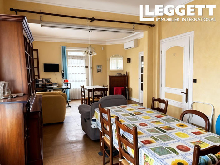 Image No.10-3 Bed House for sale