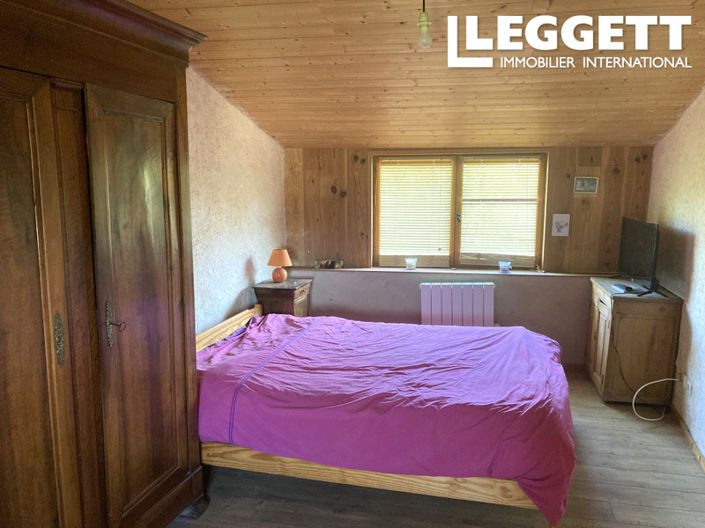 Image No.8-1 Bed House for sale