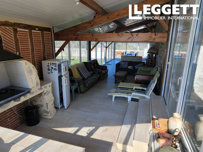 Image No.5-Maison de 5 chambres à vendre à Charente