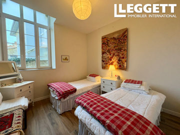 ahr0chm6ly9jzg4uagvzdglhlmltbw8vaw1hz2uvvevom