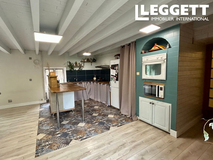 Image No.5-6 Bed House for sale