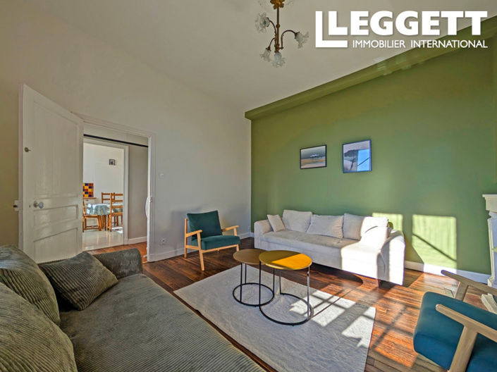 Image No.6-6 Bed House for sale