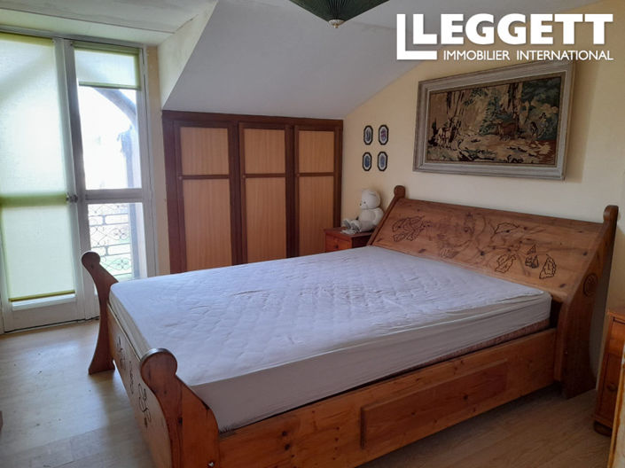 Image No.7-4 Bed House for sale