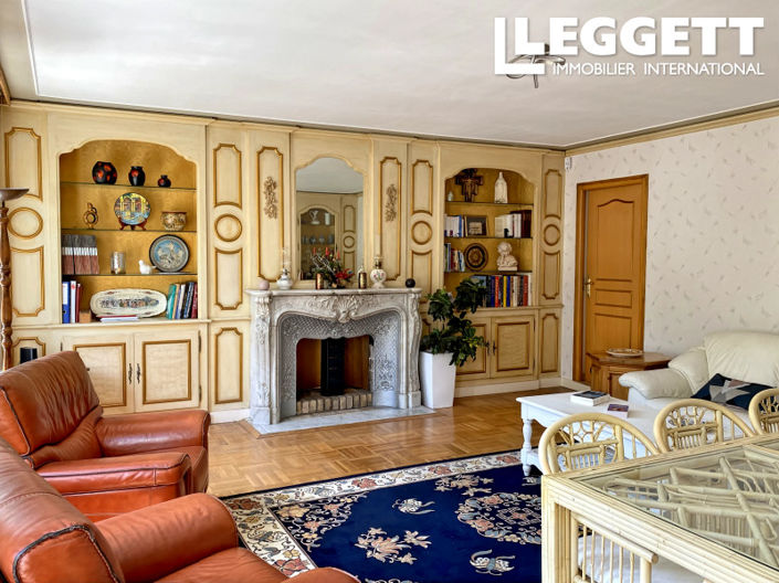 Image No.6-4 Bed House for sale
