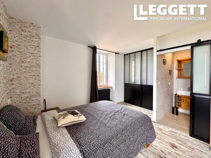 Image No.9-5 Bed House for sale