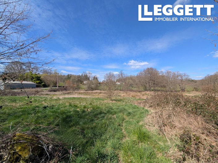 Image No.2-Maison de 7 chambres à vendre à Saint-Hilaire-le-Château