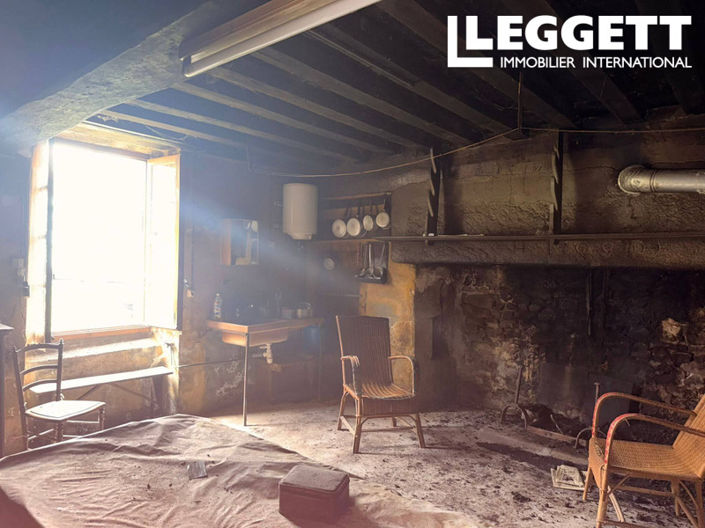 Image No.8-Maison de 7 chambres à vendre à Saint-Hilaire-le-Château