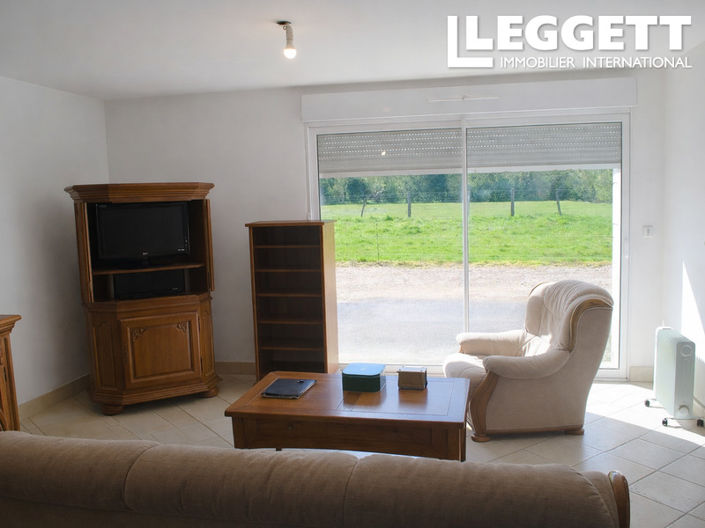 Image No.2-2 Bed House for sale