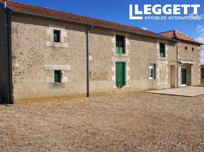 Image No.8-Maison de 2 chambres à vendre à Saulgé