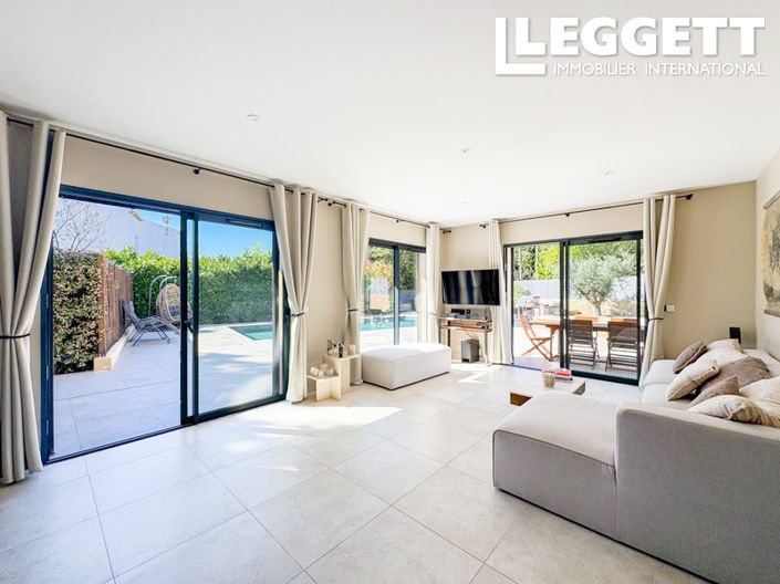 Image No.3-4 Bed House for sale