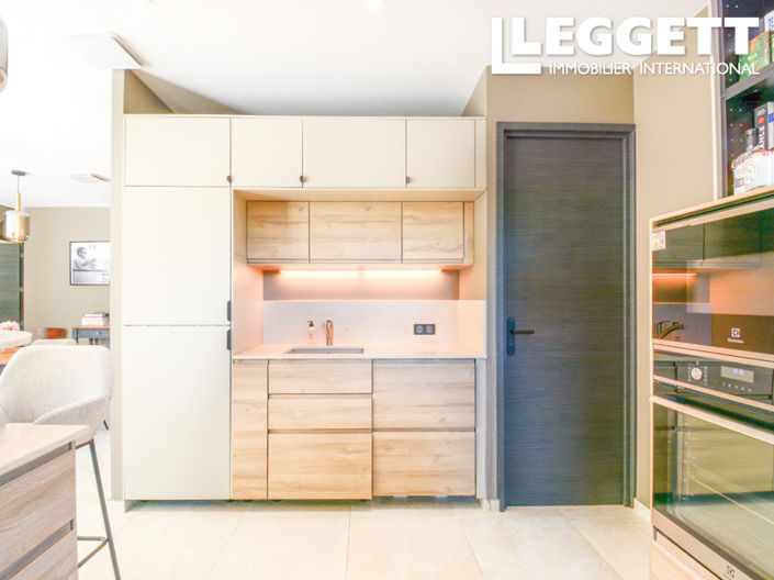 Image No.4-4 Bed House for sale