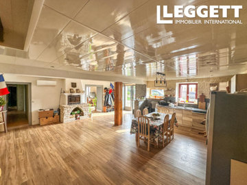 ahr0chm6ly9jzg4uagvzdglhlmltbw8vaw1hz2uvvevom