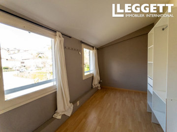 ahr0chm6ly9jzg4uagvzdglhlmltbw8vaw1hz2uvvevom