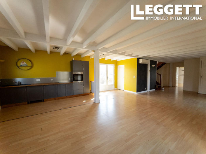 Image No.2-Maison de 4 chambres à vendre à Aubeterre-sur-Dronne