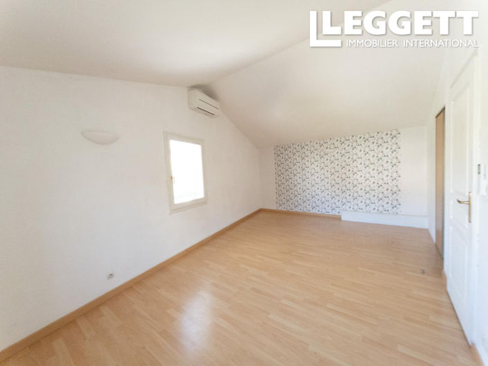 Image No.9-Maison de 4 chambres à vendre à Aubeterre-sur-Dronne