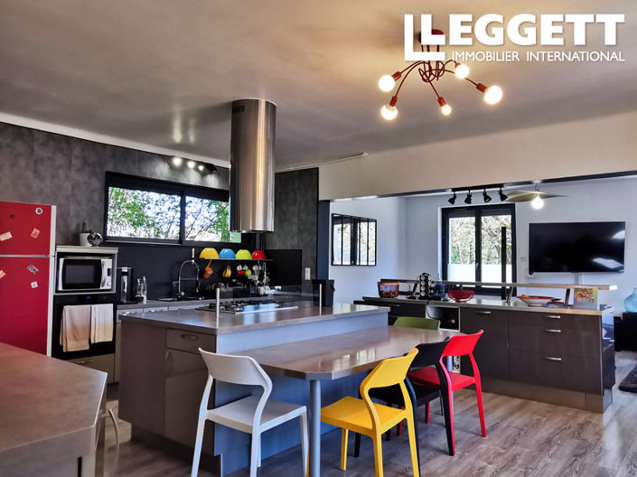 Image No.4-3 Bed House for sale