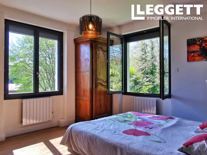 Image No.7-3 Bed House for sale