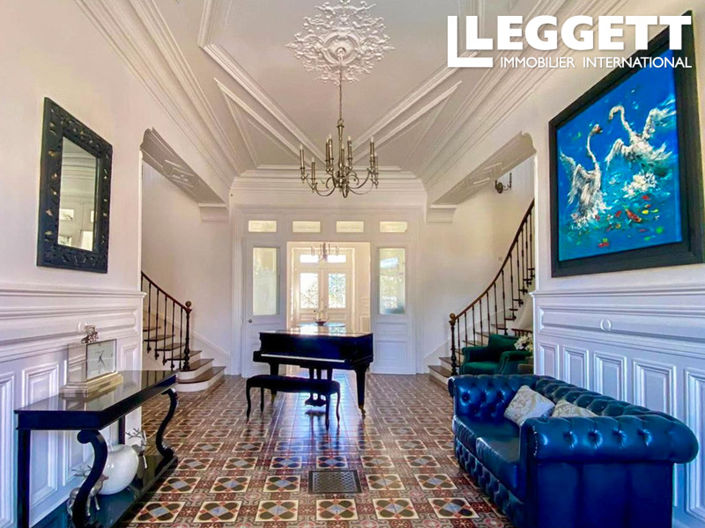 Image No.2-Châteaux de 12 chambres à vendre à Aulnay