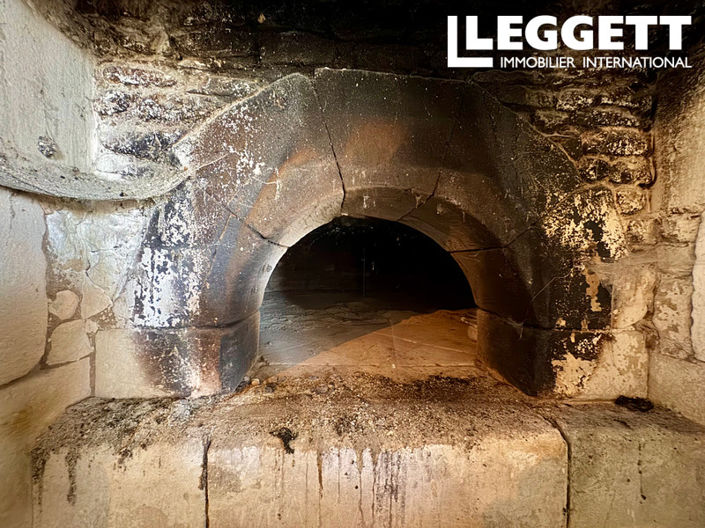 Image No.5-2 Bed House for sale