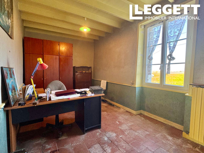 Image No.9-2 Bed House for sale