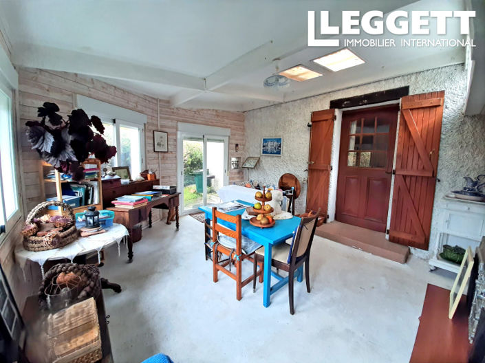 Image No.8-4 Bed House for sale