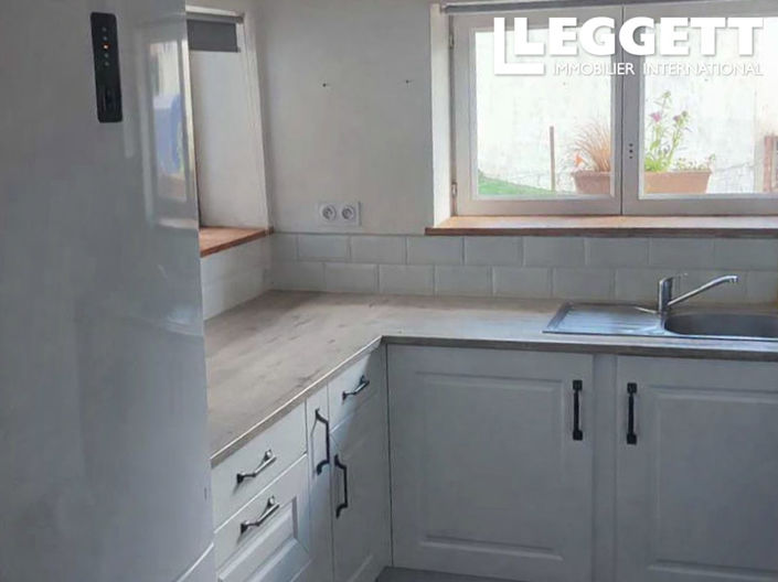 Image No.6-1 Bed House for sale