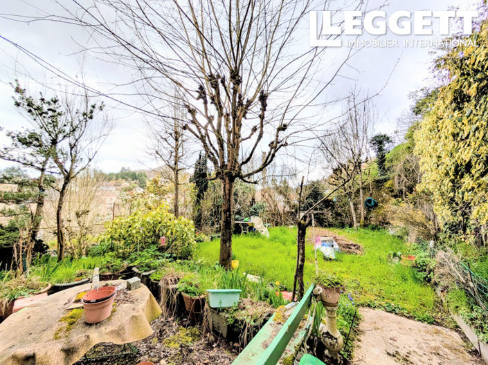 Image No.8-8 Bed House for sale