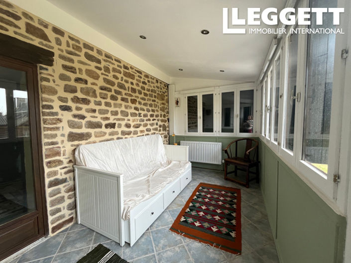 Image No.10-1 Bed House for sale