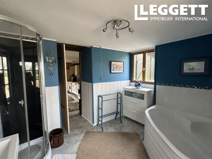 Image No.8-1 Bed House for sale