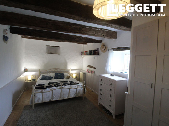 Image No.6-4 Bed House for sale