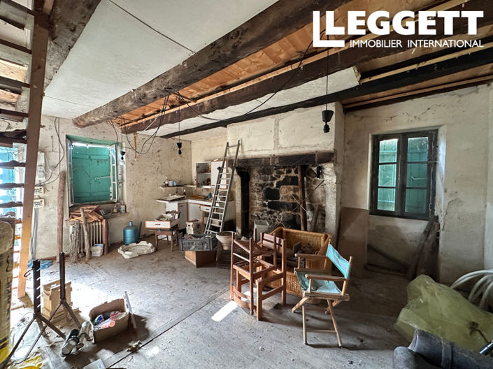 Image No.8-2 Bed House for sale