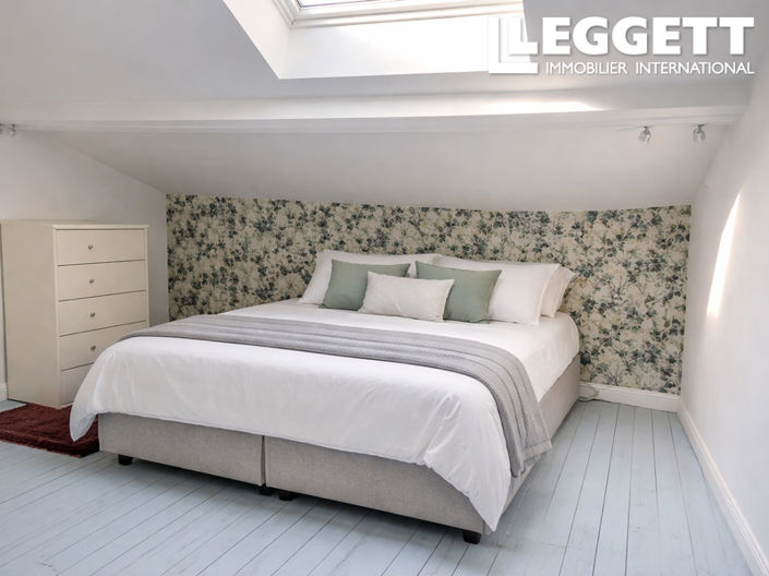 Image No.4-4 Bed House for sale