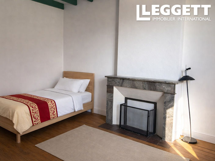 Image No.5-4 Bed House for sale