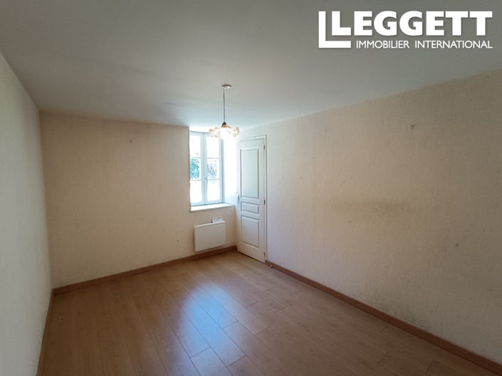 Image No.8-Maison de 1 chambre à vendre à Auzances