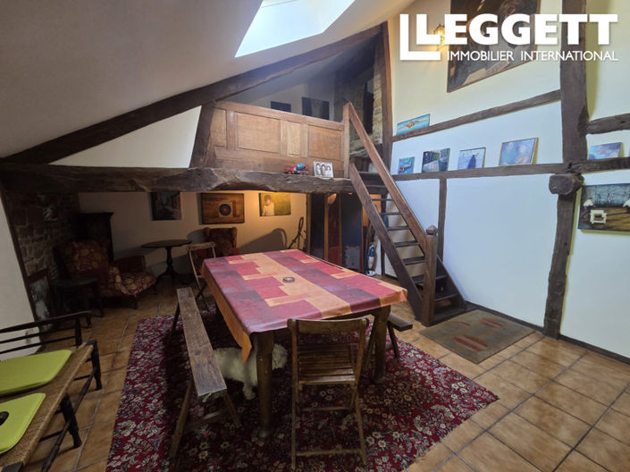 Image No.7-5 Bed House for sale