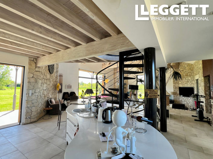 Image No.5-3 Bed House for sale