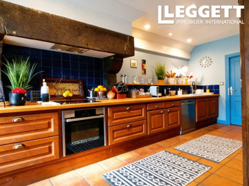 ahr0chm6ly9jzg4uagvzdglhlmltbw8vaw1hz2uvvevom