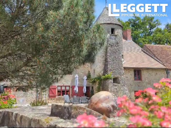 Image No.2-5 Bed Chateaux for sale