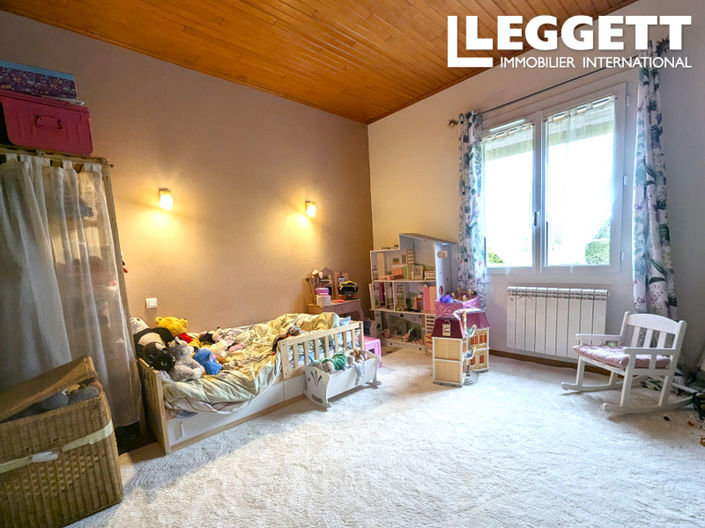 Image No.4-House for sale