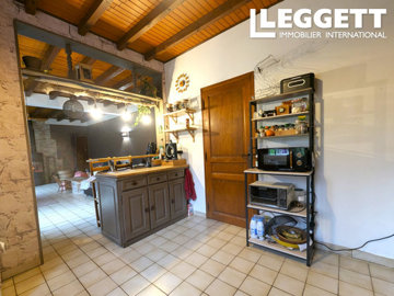 ahr0chm6ly9jzg4uagvzdglhlmltbw8vaw1hz2uvvevom