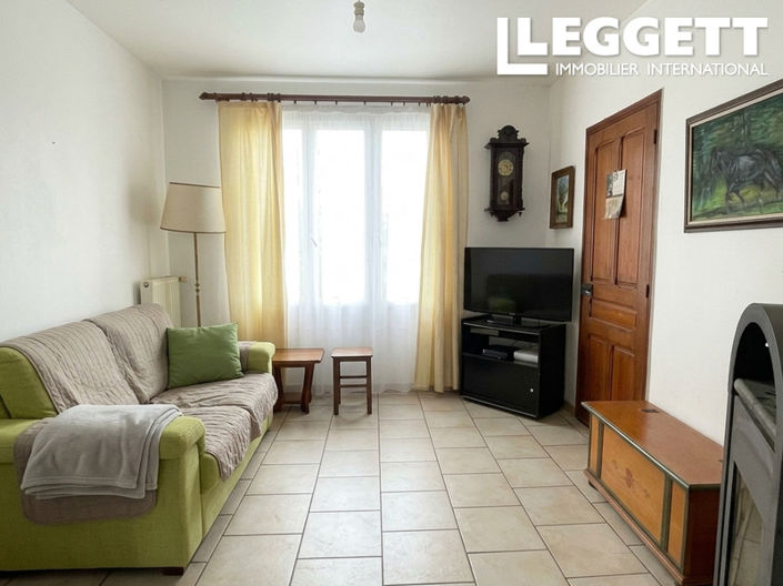 Image No.3-3 Bed House for sale