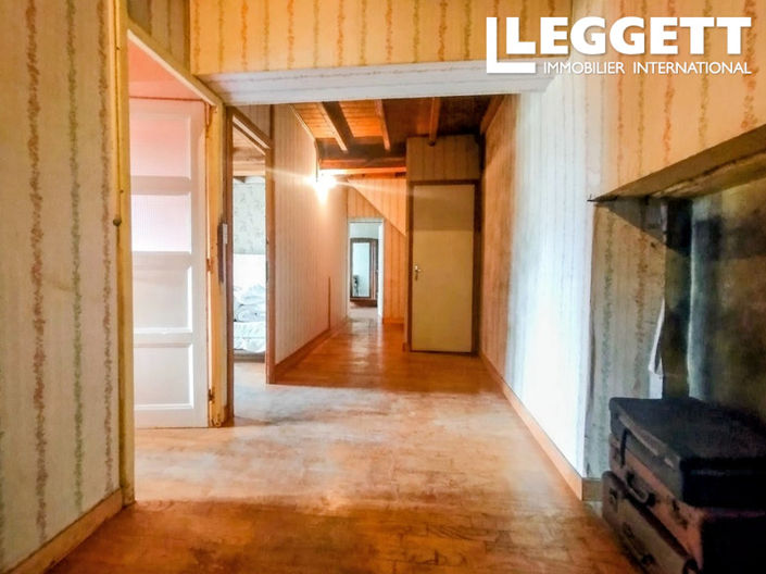 Image No.7-4 Bed House for sale